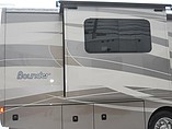 2015 Fleetwood Bounder Photo #3