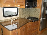 2015 Fleetwood Bounder Photo #14