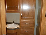 2015 Fleetwood Bounder Photo #23