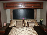 2015 Fleetwood Bounder Photo #20