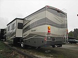 2015 Fleetwood Bounder Photo #3