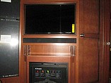 2015 Fleetwood Bounder Photo #9