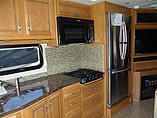 2015 Fleetwood Bounder Photo #4