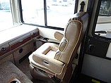 2015 Fleetwood Bounder Photo #8