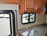 2015 Fleetwood Bounder Photo #8