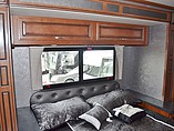 2015 Fleetwood Bounder Photo #10