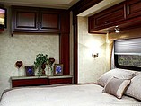 2015 Fleetwood Bounder Photo #24