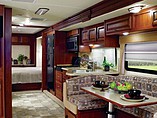 2015 Fleetwood Bounder Photo #5