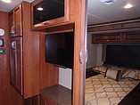 2015 Fleetwood Bounder Photo #13