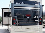 2016 Fleetwood Bounder Photo #3