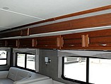 2016 Fleetwood Bounder Photo #16