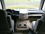 2016 Fleetwood Bounder Photo #12