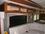 2016 Fleetwood Bounder Photo #17