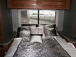 2016 Fleetwood Bounder Photo #28