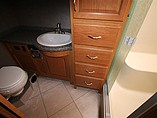 2016 Fleetwood Bounder Photo #12