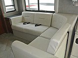 2016 Fleetwood Bounder Photo #9