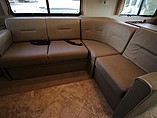2016 Fleetwood Bounder Photo #19
