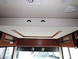 2016 Fleetwood Bounder Photo #9