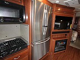 2016 Fleetwood Bounder Photo #18