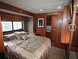 2016 Fleetwood Bounder Photo #20