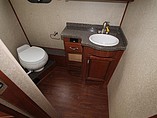 2016 Fleetwood Bounder Photo #25