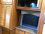 2016 Fleetwood Bounder Photo #14