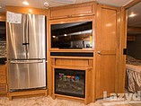 2016 Fleetwood Bounder Photo #40