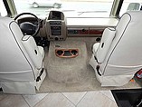 2015 Fleetwood Bounder Photo #4