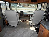 2015 Fleetwood Bounder Photo #5
