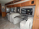 2015 Fleetwood Bounder Photo #16
