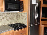 2015 Fleetwood Bounder Photo #21