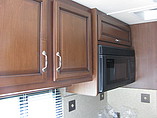 2013 Fleetwood Bounder Photo #9