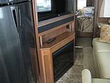 2013 Fleetwood Bounder Photo #11