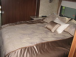2013 Fleetwood Bounder Photo #12