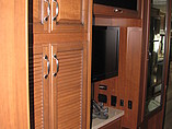 2013 Fleetwood Bounder Photo #13