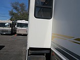 2003 Fleetwood Bounder Photo #15