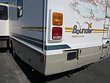 2003 Fleetwood Bounder Photo #19