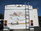 2003 Fleetwood Bounder Photo #22