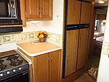 2003 Fleetwood Bounder Photo #34