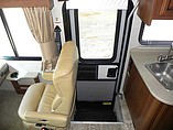 2011 Fleetwood Bounder Photo #14