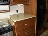 2011 Fleetwood Bounder Photo #24