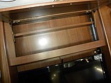 2011 Fleetwood Bounder Photo #27