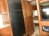 2011 Fleetwood Bounder Photo #28