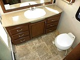 2011 Fleetwood Bounder Photo #44