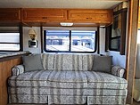 2003 Fleetwood Bounder Photo #9