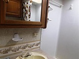 2003 Fleetwood Bounder Photo #13