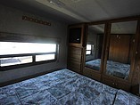 2003 Fleetwood Bounder Photo #16