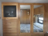 2003 Fleetwood Bounder Photo #18
