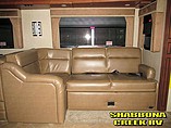 2015 Fleetwood Bounder Photo #9