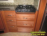 2015 Fleetwood Bounder Photo #13